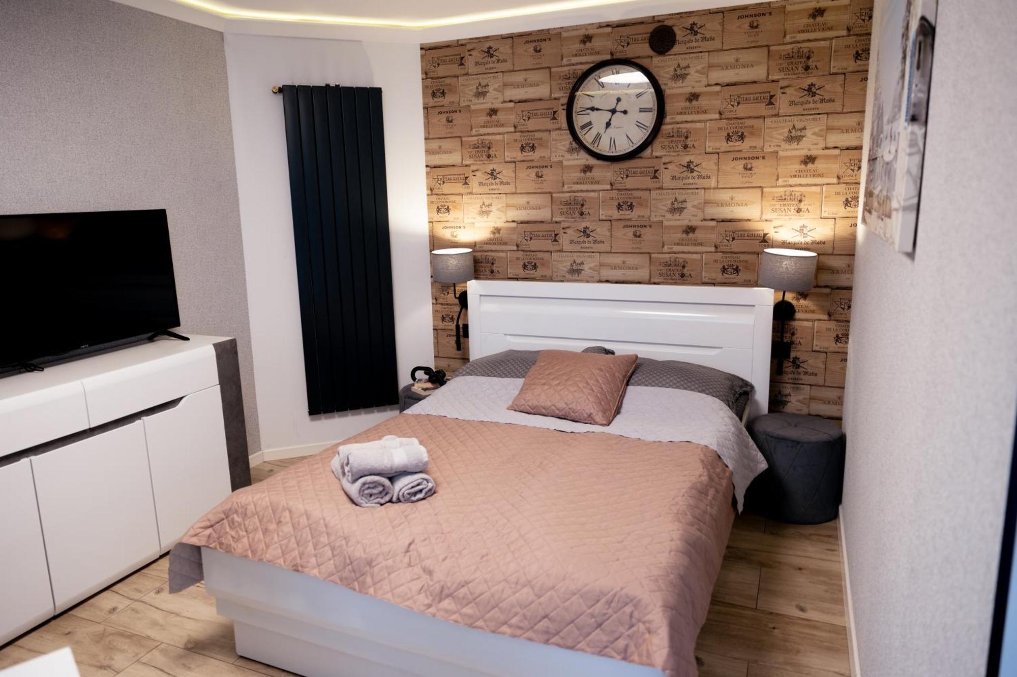 Apartament Martyna Klodzko Bagian luar foto